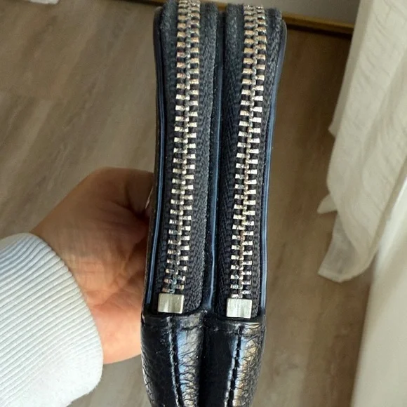 Coach Black Leather Wristlet double zipper black - Picture 7 of 12